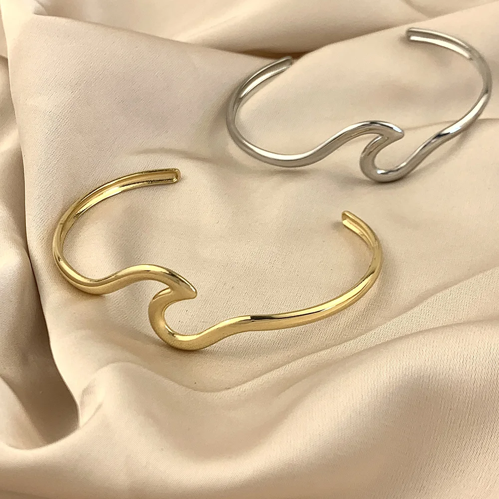 여성용 스테인리스 스틸 미니멀리스트 불규칙 웨이브 트위스트 오픈 조정 가능한 팔찌 뱅글, 간단한 패션 주얼리, 1 개 