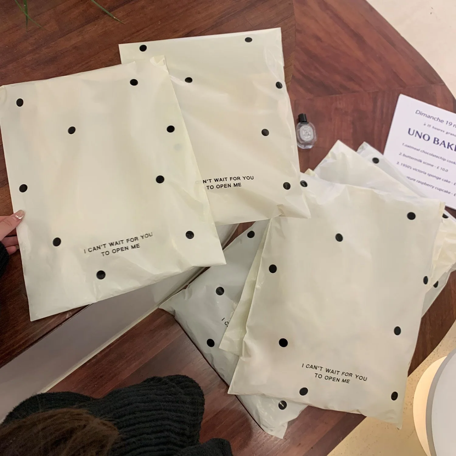 3 Sizes Black Dot Printed Express Bag White Poly Mailers Waterproof Shipping Mailing Bags Small Business Supplies Pouches 50Pcs