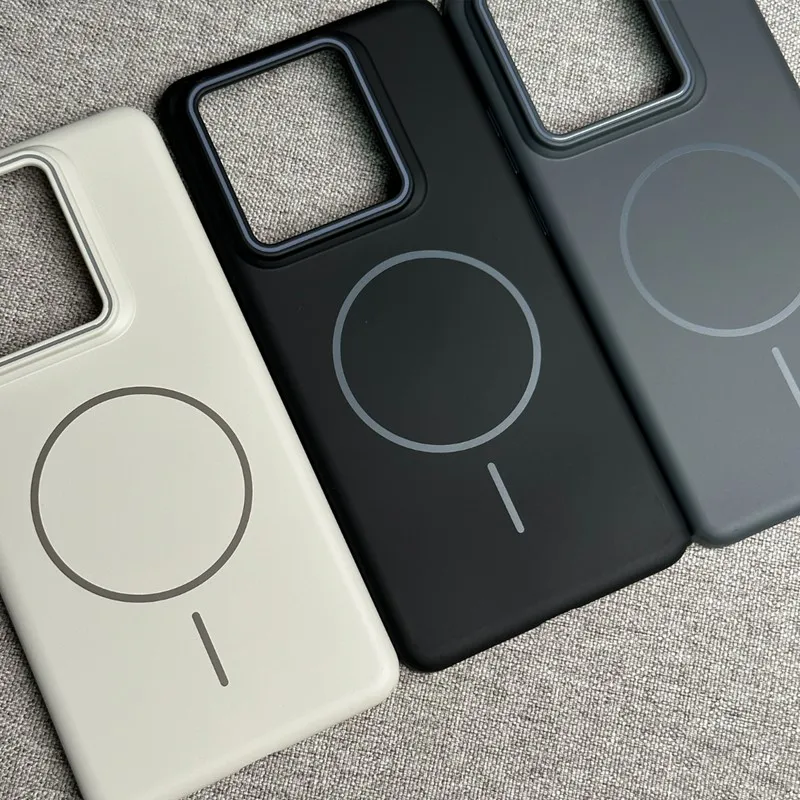 Matte Hard PC Slim Back Case Cover with Magnet and Anti-Fingerprint Finish