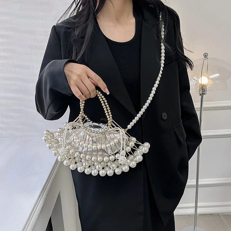 2024 New Retro Evening Handbags for Women Pearl Hollow Out Shoulder Bag Ladies Summer Luxury Fashion Party Cute Small Female Bag