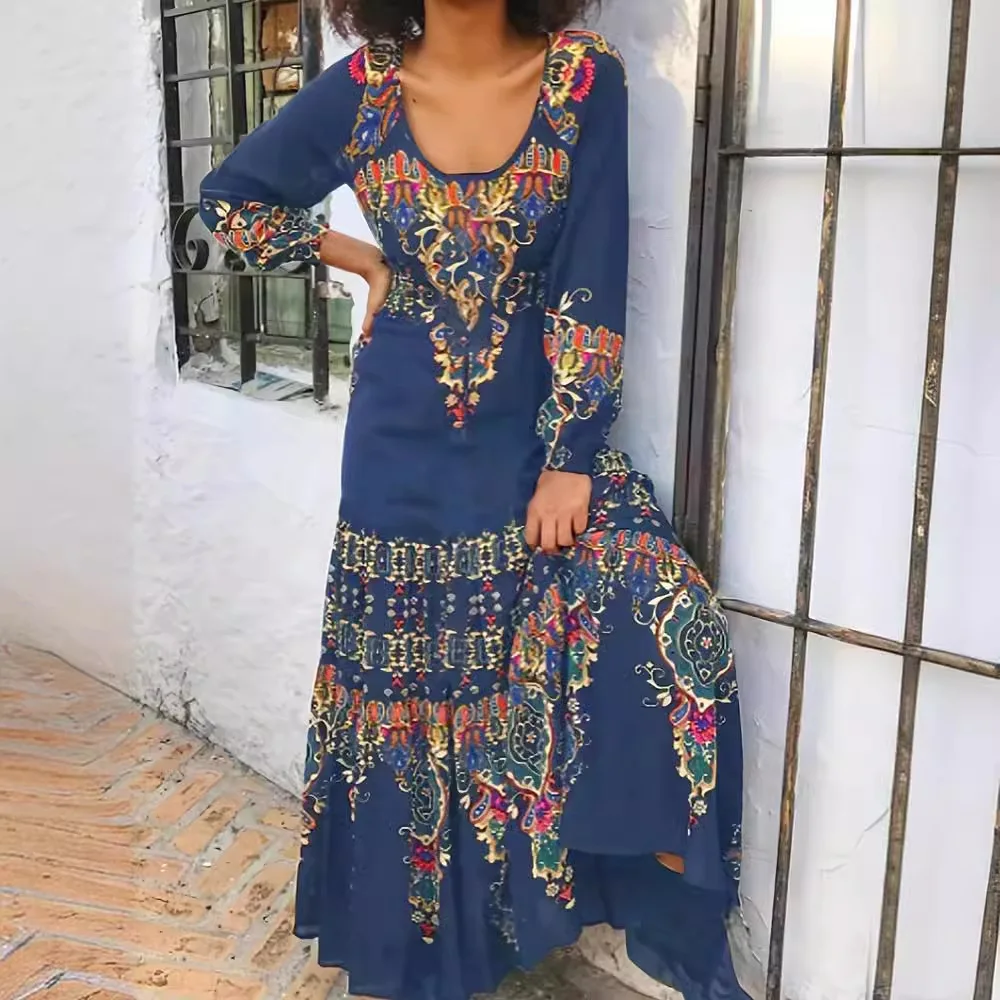 

Women's Plus Tribal Print Long Sleeve Scoop Neck High Stretch Maxi Dress