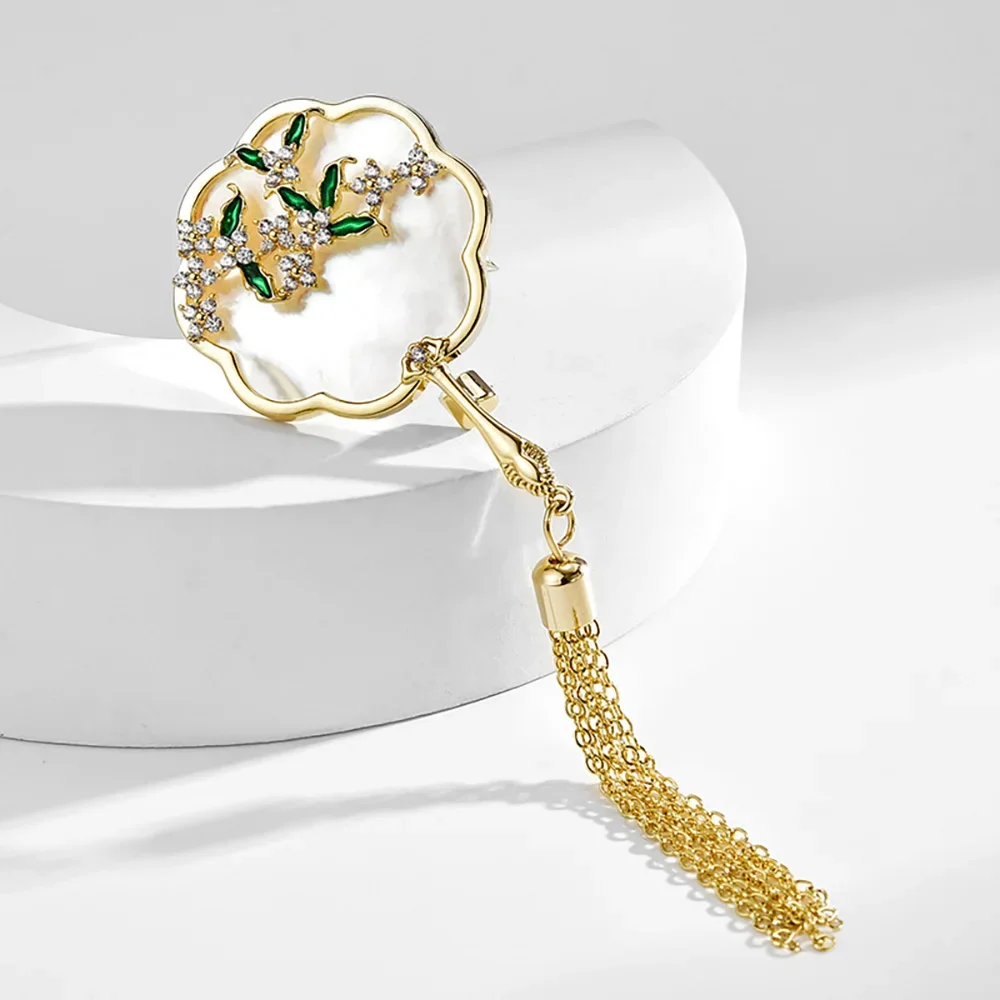 Elegant Brooch for Women Flower Fan Brooches with Tassel Pins High Quality Retro Jewelry Wedding Accessories Mother's Day Gifts
