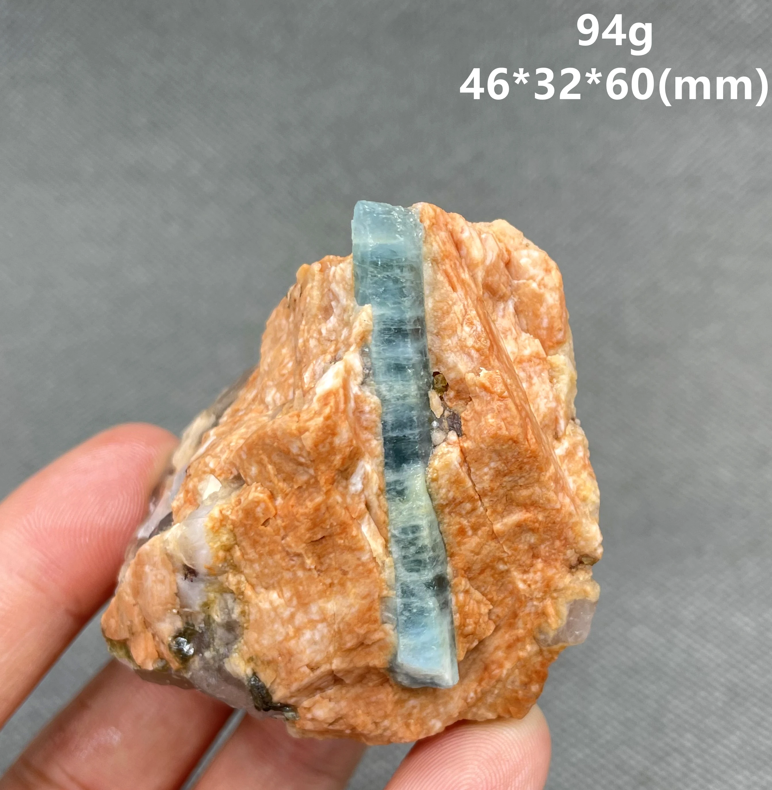 Natural Brazil Aquamarine gem Mineral specimen + healing quartz crystals and stones rock gemstone 3