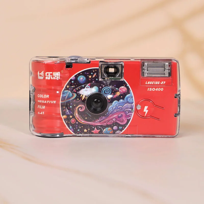 LUCKY C200 With Flash Color 27 Photo Exposures Disposable Film Camera ISO400 Single Use OneTime Use 35MM Film Camera C41
﻿