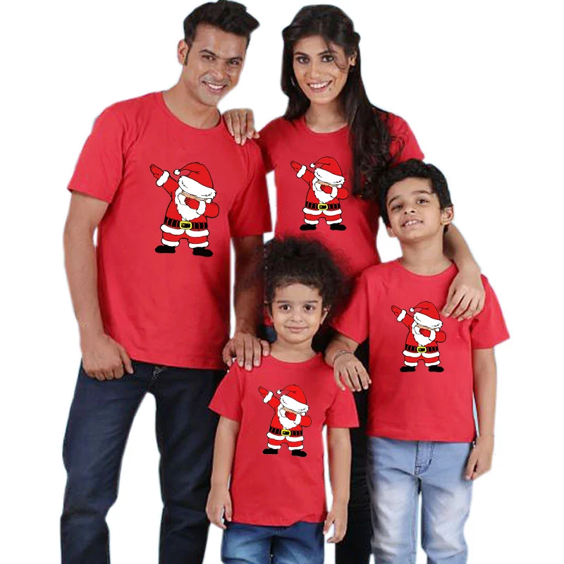 thumbnail image 4 of 1 pieza de camiseta roja a juego para la familia, ropa de fiesta navideña con estampado de Papá Noel, camisetas para mamá y papá, camisetas de manga corta para niños, ropa navideña, 4 of 5