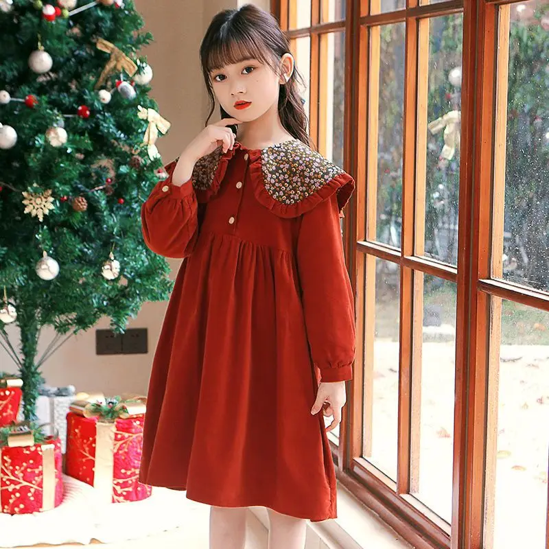 

Girls' dresses with velvet in autumn and winter 2023 New Western style thickened red New Year Christmas princess dress