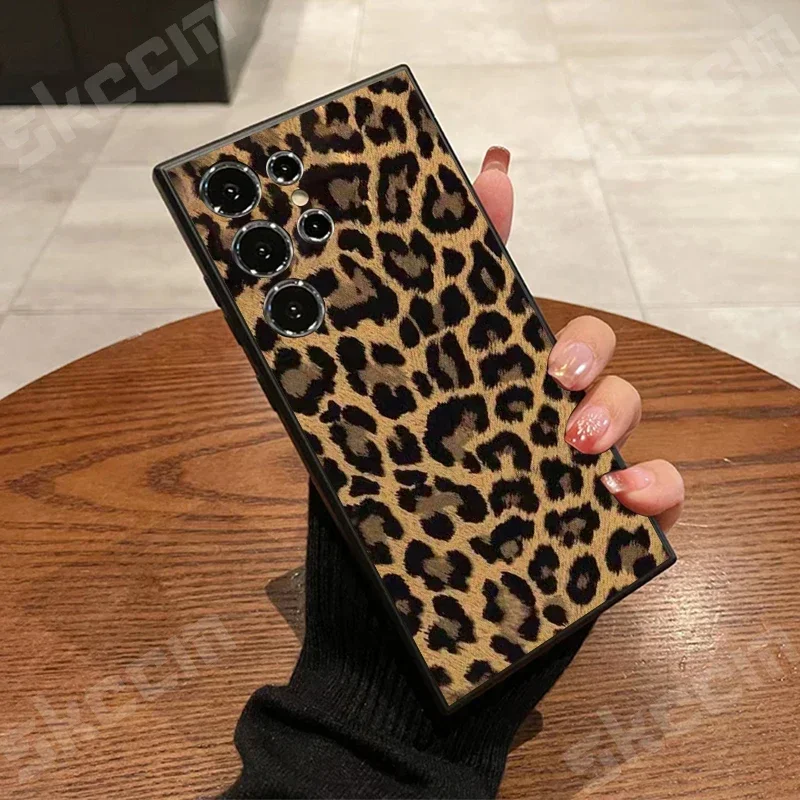 Leopard Print Pattern Phone Case Cover