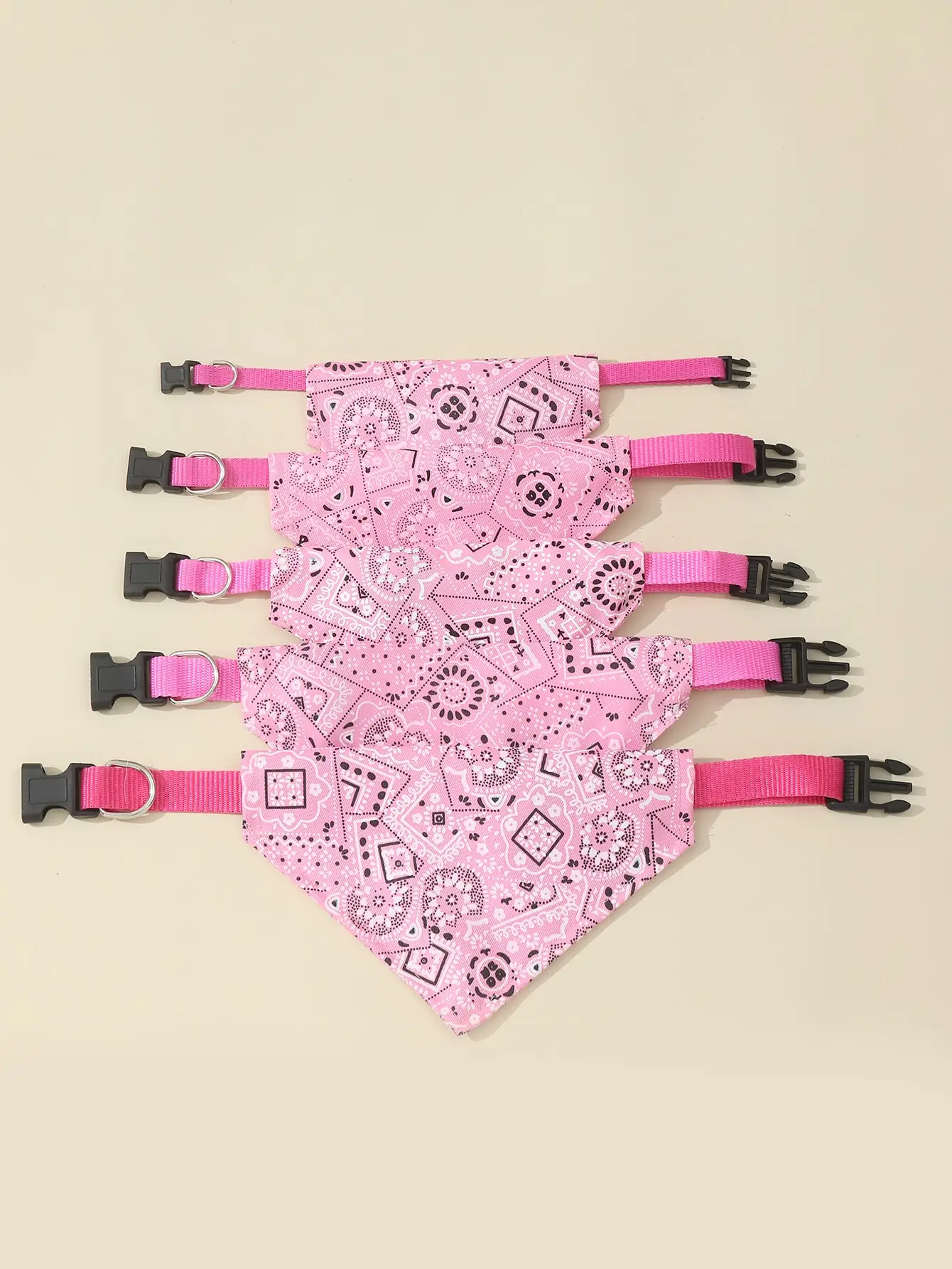 Pet Bandana Adjustable Triangle Shape Buckle Pet Dog Neck Scarf Puppy Cat Dog Collar Bibs 1pc