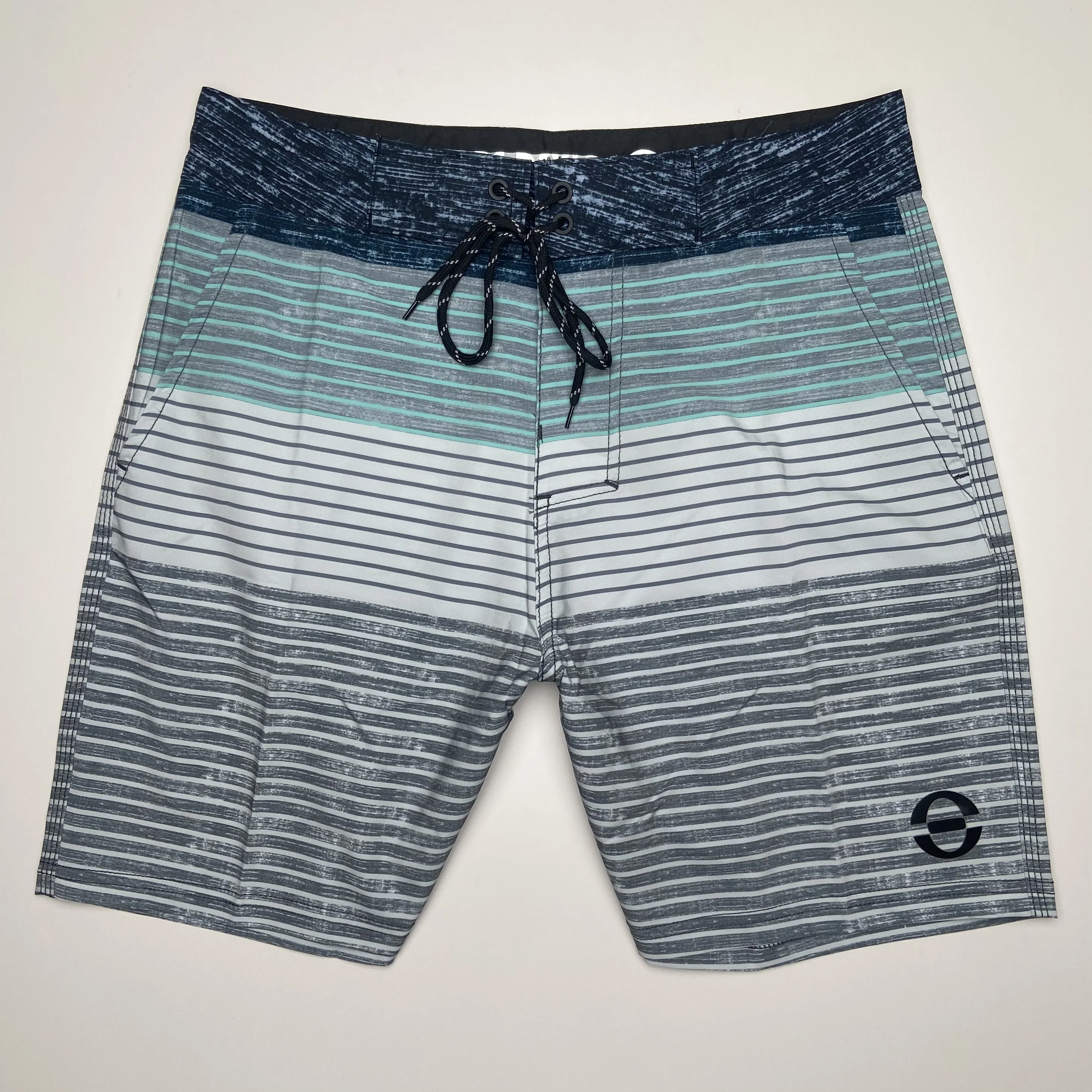 Hot Sale Stretch Quick-dry Men's Fashion Simpale Striped Shorts Summer Seaside Holiday Casual Bermuda Shorts Swimwear