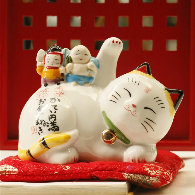 Japanese Lucky Cat Ceramic Maneki Neko Ornament Fortune Cat Money Box Home Decoration Cute Kitten Figure Coin Bank 10.5cm Tall