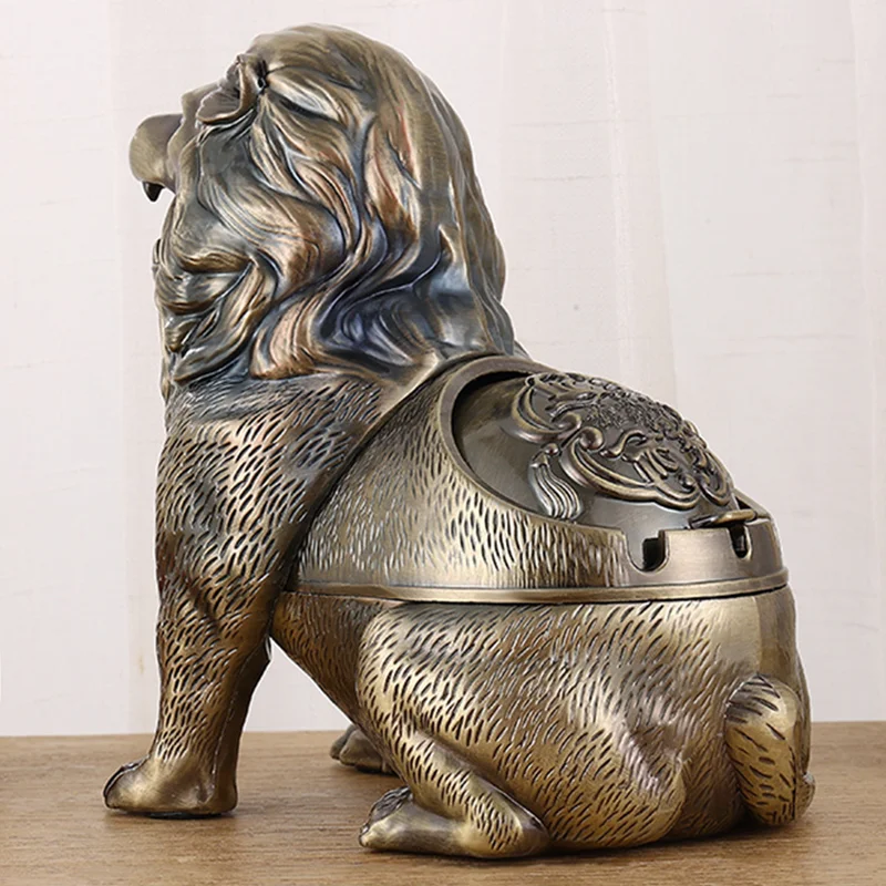 lion model metal Ashtray with lids smoking accessories cigarette ashtray for boyfriend's gift