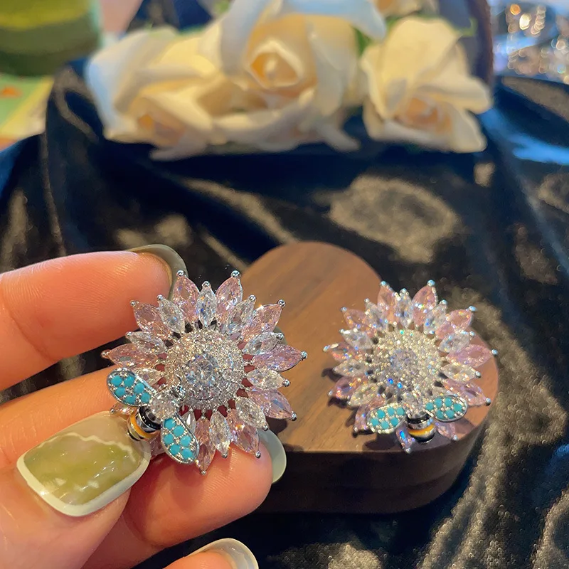 

Bilincolor Bee Flower Zircon Earrings for Women