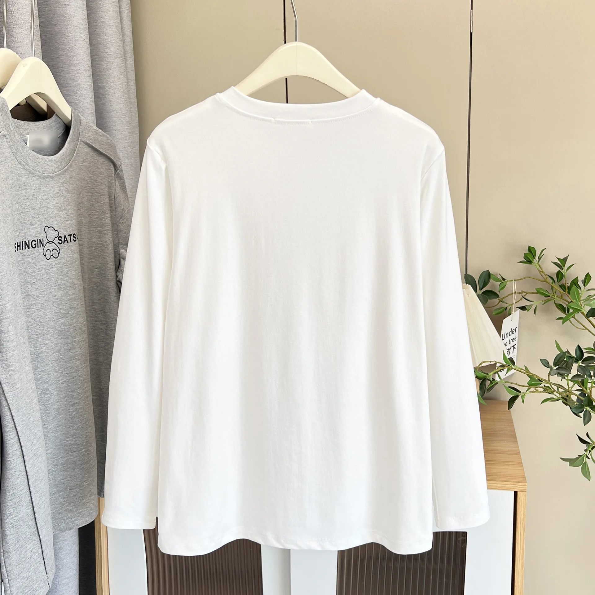 XXXXL Fashion Plus Size Women's T-Shirt Autumn Simple three-dimensional Cut Printed Letter Bear Long Sleeved Base Tops 048