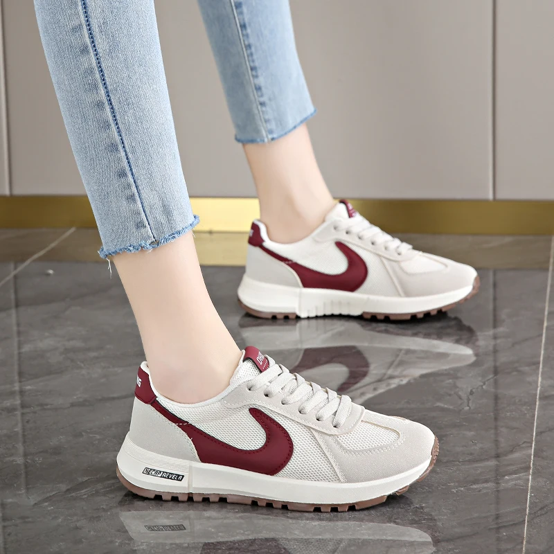 New Trendy Outdoor Running Shoes Casual Shoes Breathable Fashionable Comfortable Soft Sole Running Shoes Sneakers Women