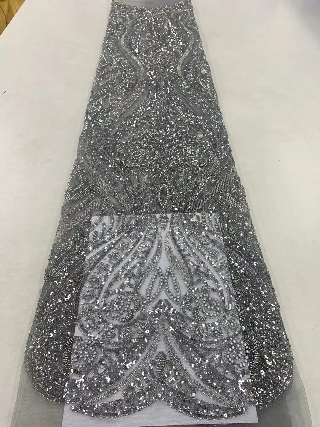 

Sequins Emboirdered Lace French Tulle Net ZH-13062921 Nigeria Fabirc beads Lace For Ladies's Evening Dresses Party