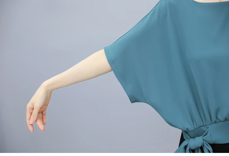 Рисунок 5 - Женский шифоновый брючный костюм