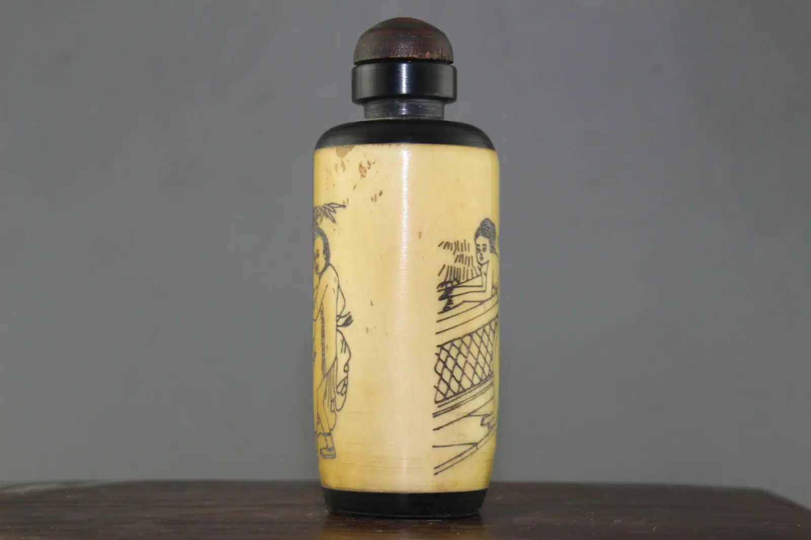 Exquisite Old Chinese bone Hand Painted character Snuff Bottle 4