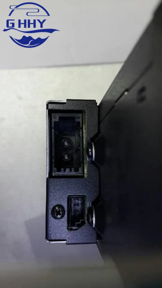 Mercedes MC3520 Class 1 laser product A2038703389 with Alpine 6cd changer For W220 S430 S500 CD Wechsler made in Hungary