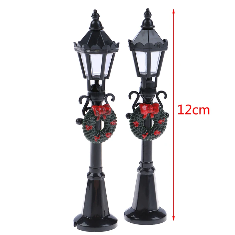 Miniature Lamp Black 1/12 Dollhouse Miniature Christmas Park Street Lamp Doll Streetlight Toy For Doll house Garden Decoration 1pc