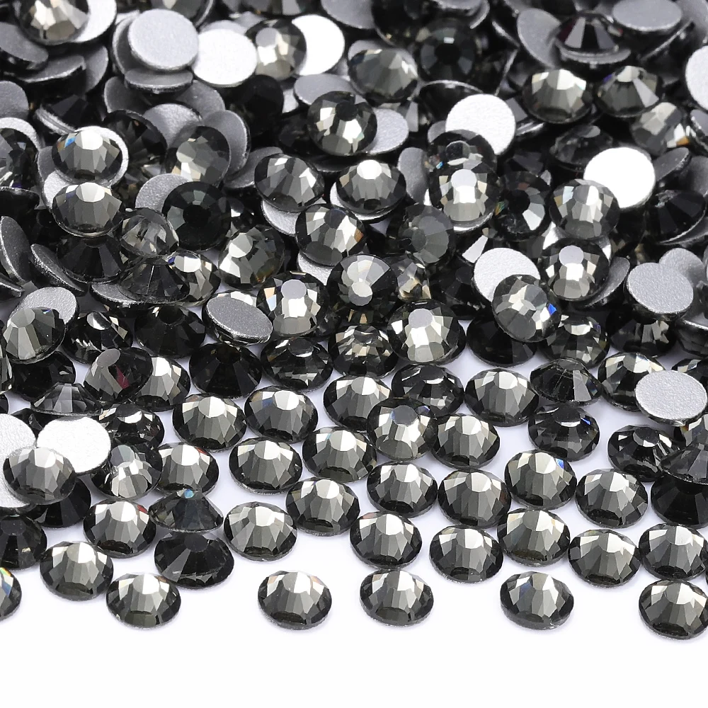 High-Quality Silver Glitter Glass Crystal Rhinestones for Nail Art and Wedding Dress Decoration