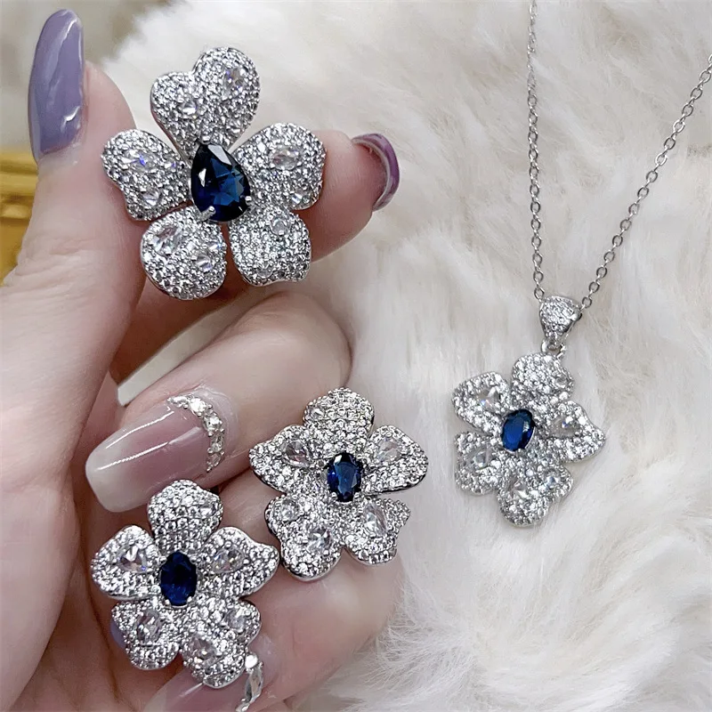 

Women Full Diamond Big Flower Three Piece Necklace Ear Stud Ring Female Luxury