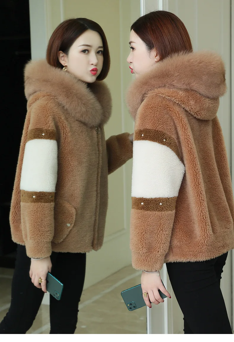 

2024Hot Sale Real Fur Coat Women's Fox Fur Collar Hooded Sheep Sheared Fleece Coats Female Grain 100% Wool Fur Jacket New Winte