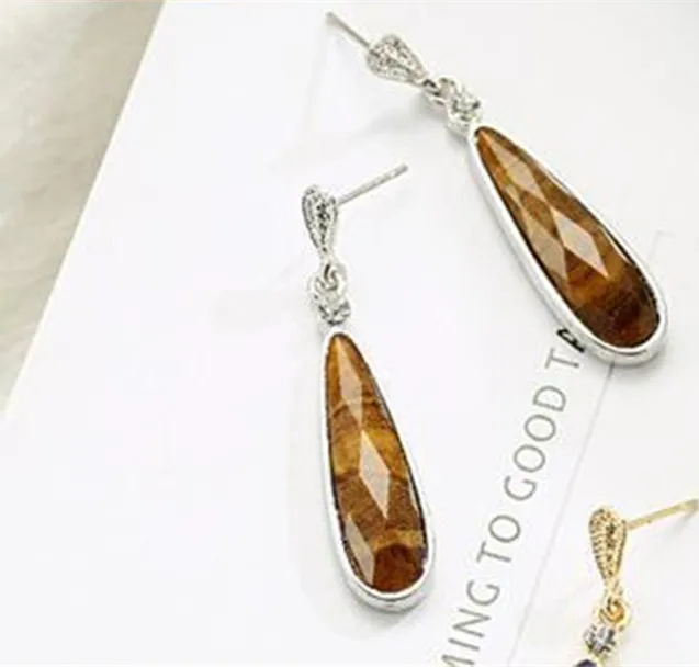 2021 new drop-shaped alloy long earrings, elegant women's fashion earrings, jewelry MHM-03-011-004-006