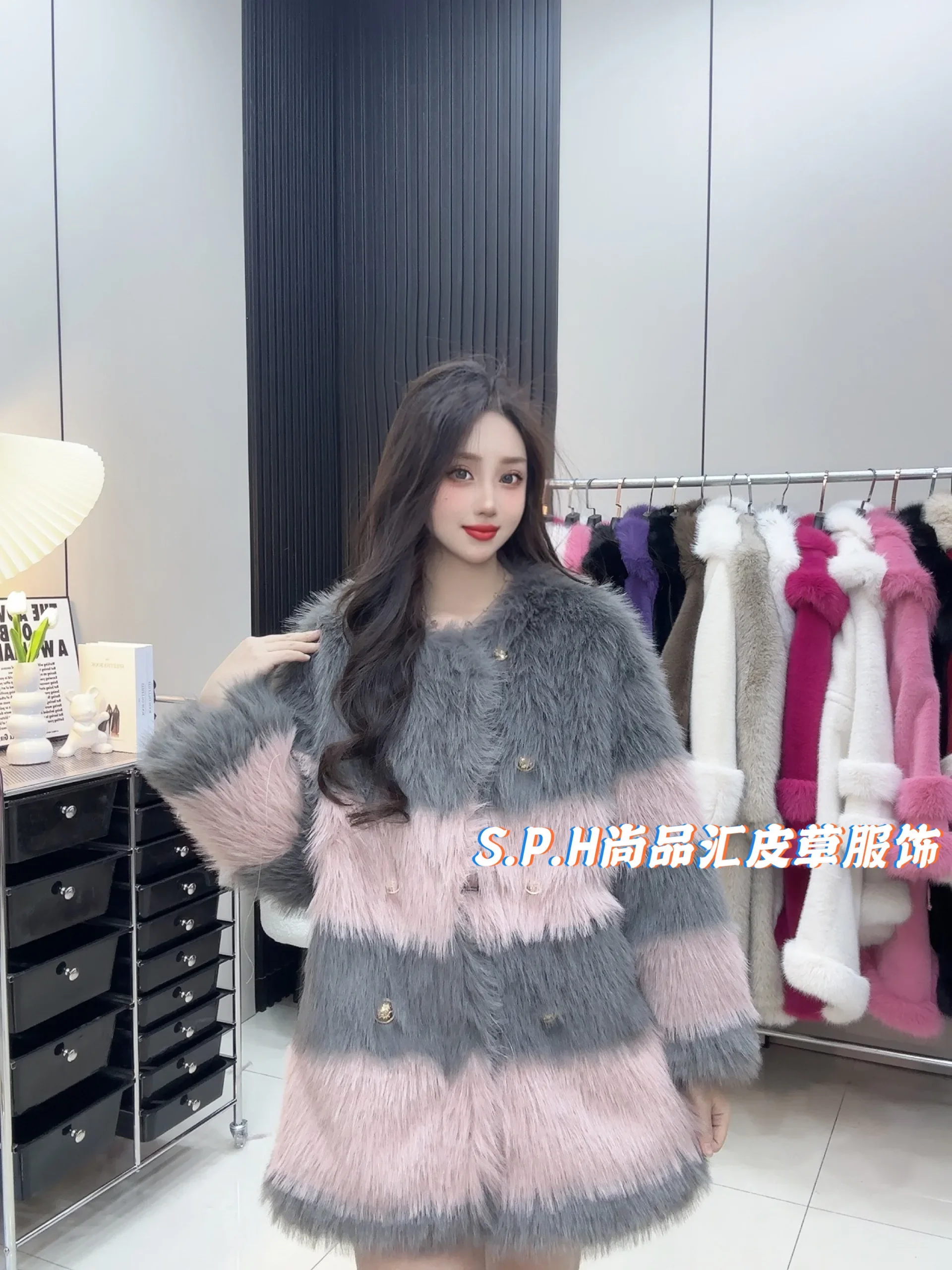 New Ladies Winter Faux Fur Fashion Stripes Slimming Thicked Warm Long Sleeves Contrast Color Elegant Feminine Faux Fur Jackets