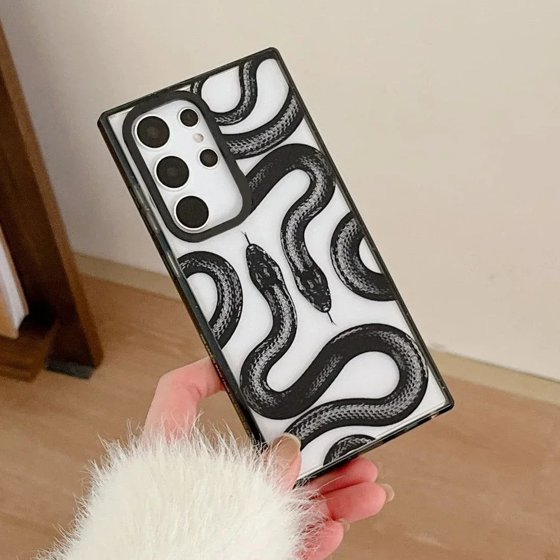 

Snake Letters Acrylic Black Border Case for Samsung Galaxy S24 S23 S22 Ultra S22+ S23+ S24 Plus Cover Protective Shell