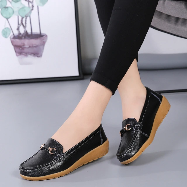 wide width women’s dress shoes