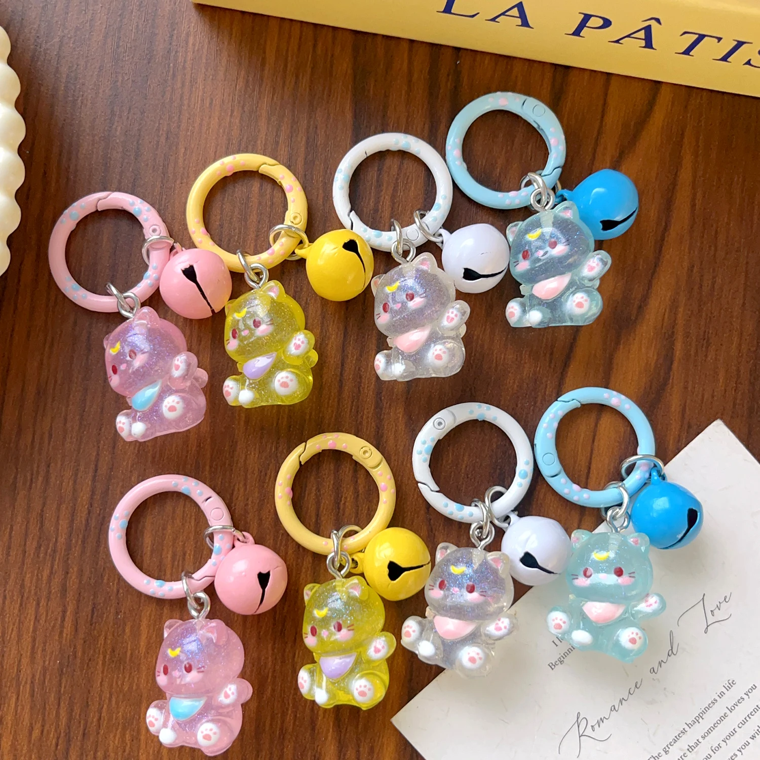 Transparent Resin Cartoon Lovely Hello Cat Keychain Kawaii Cats Keyring Charm Bag Phone Pendants Key Chain Gifts Fashion Jewelry