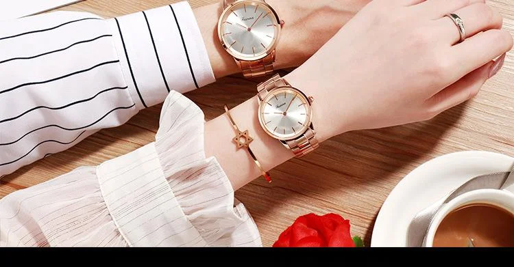 2023 neue heiße verkaufende Uhr Fasina Paar Stahlband Fünfteiliges Set Einfache und modische Quarzuhr Stahlband Liebesschmuck Damenuhr_voghion.com
