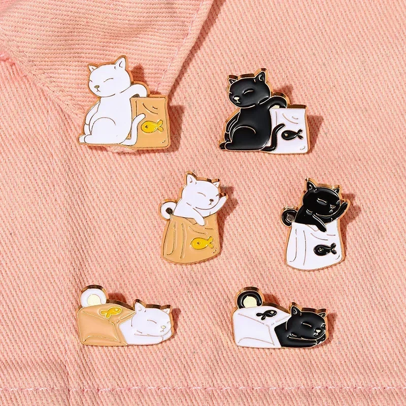 Black White Cats Enamel Pins Fish Gold Brooches Cartoon Animal Cute Metal Badges Denim Lapel for Kids Women Pencil Bags Backpack