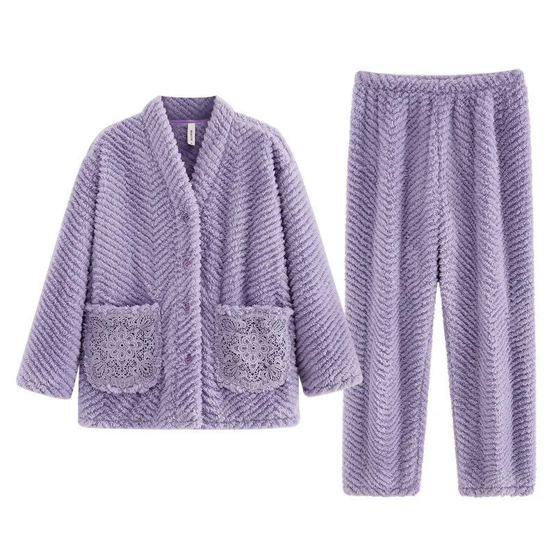 Рисунок 5 - Коралловая бархатная Пижама для женщин на осень и зиму