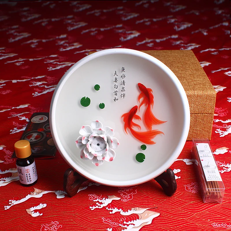 

Gifts For Women Hand-painted Three-dimensional Fish Resin Painting Craft Business Gift Wedding Customer Creative Home Decortion