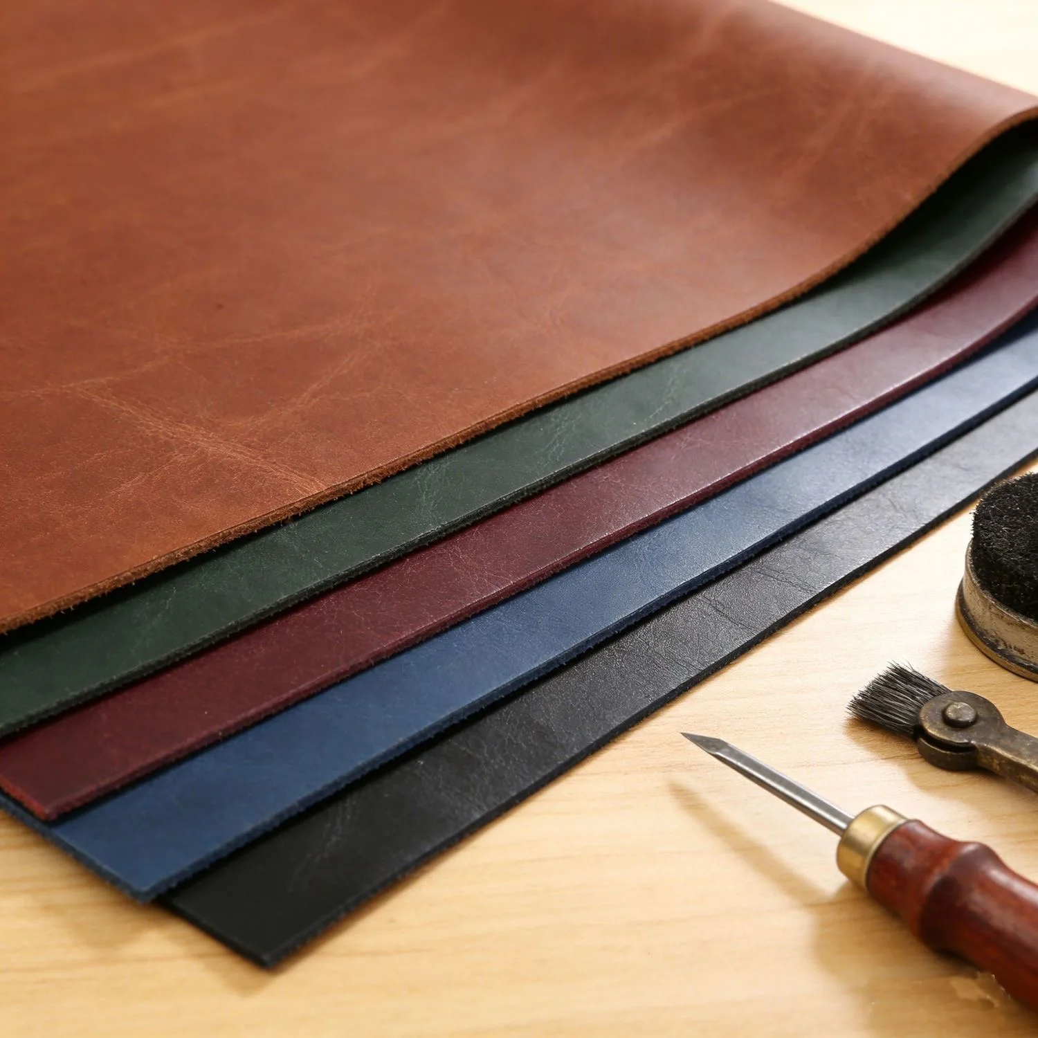 Vintage Handmade Crazy Horse Genuine Leather - Top Layer Vegetable Tanned Oil Wax Finish