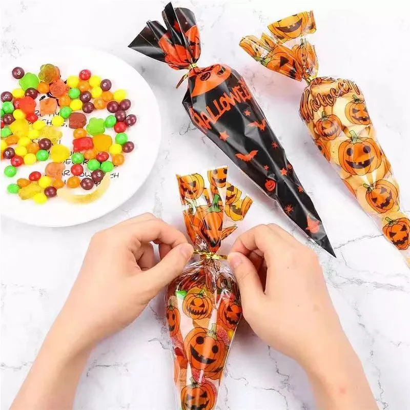 

10pcs Halloween Triangle Gift Bags Ghost Festival Party Decor Trick or Treat Candy Nougat Cookies Packaging Bag Happy Halloween