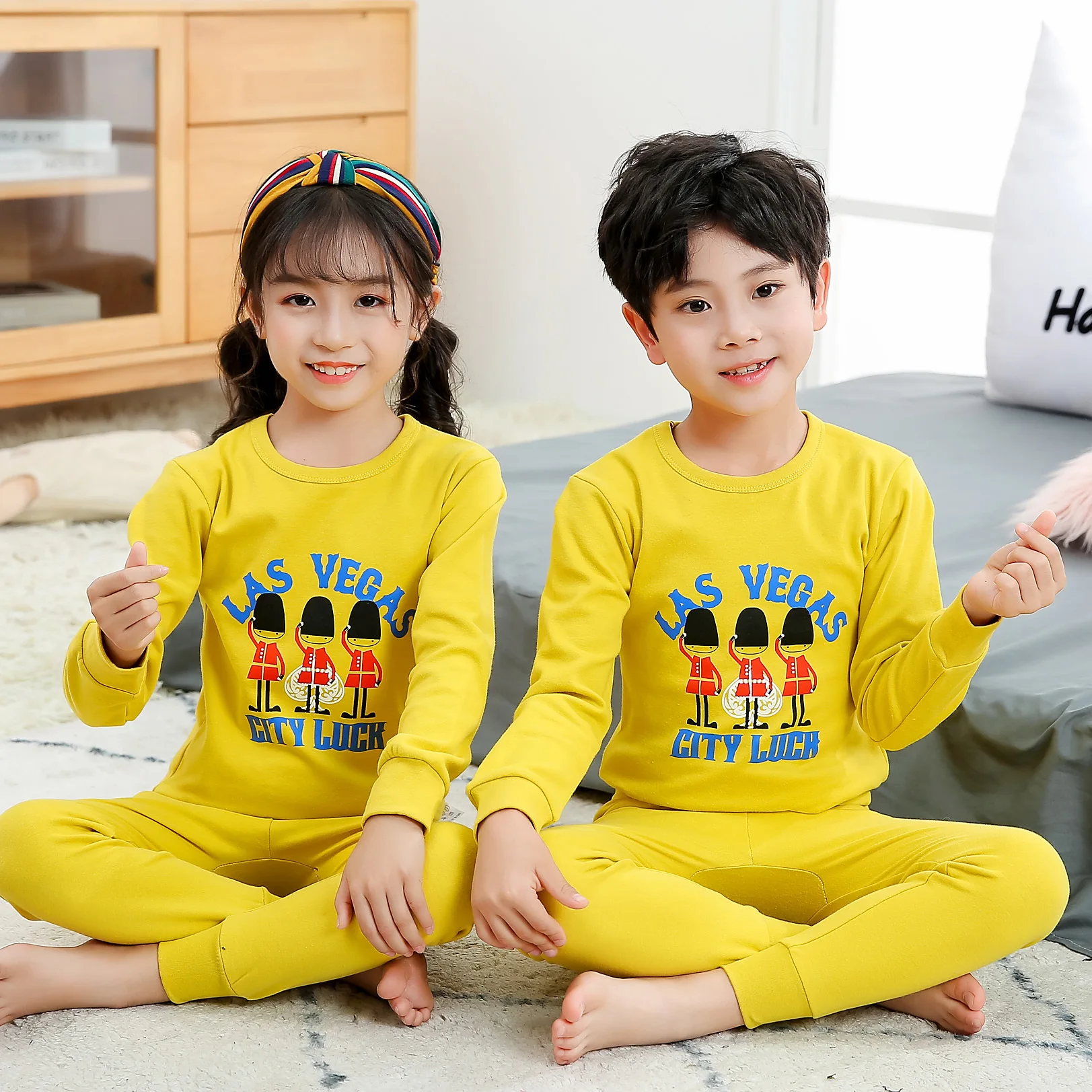 LiiYii Kids Girls Lapel Cartoon Print Pajama Set Button Down Sleepwear Satin Long Sleeve Shirt with Pants 