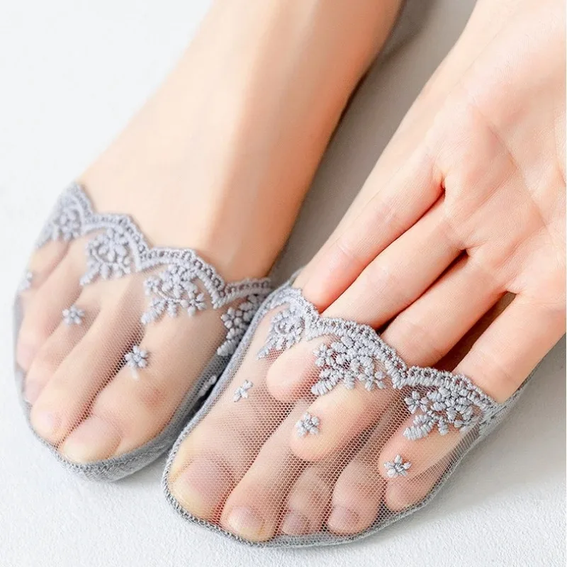 Women's Invisible Lace Socks No Show with Anti Slip Gel Grips Stay on Heel Ultra Thin Comfortable Socks for Summer Fashion