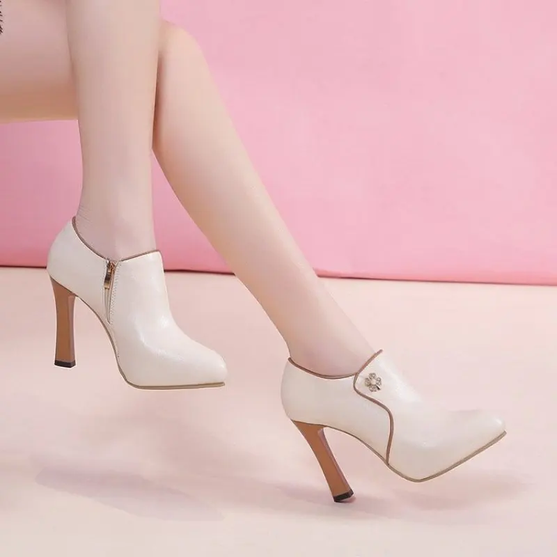 Women's Bare Boots 2023 Spring New Designer Shoes Pointed Toe High Heels Dress Shoes Woman Stilettos Pointed Toe Pumps Fashion