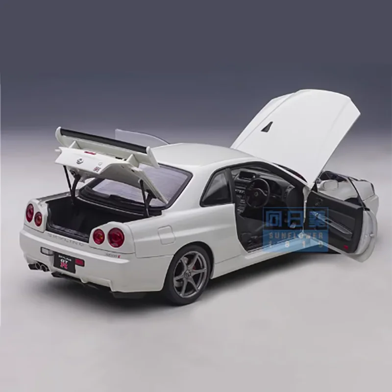 AUTOART 1:18 Scale Skyline GT R34 V-Spec Alloy Simulation Car