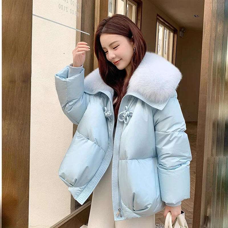 

2023 Winter Women White Goose Feather Down Jacket Chinese Knot Button Real Natural Fox Fur Collar Coat Warm Fashion New