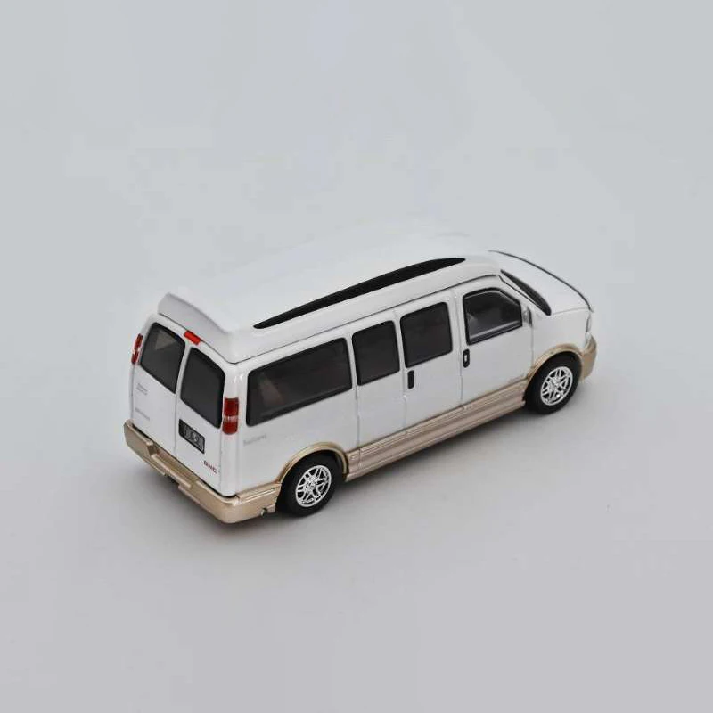 섀도우 1: 64 스케일 GMC 밴 합금 자동차 모형 컬렉션 장식 장난감 선물 기념품 전시
