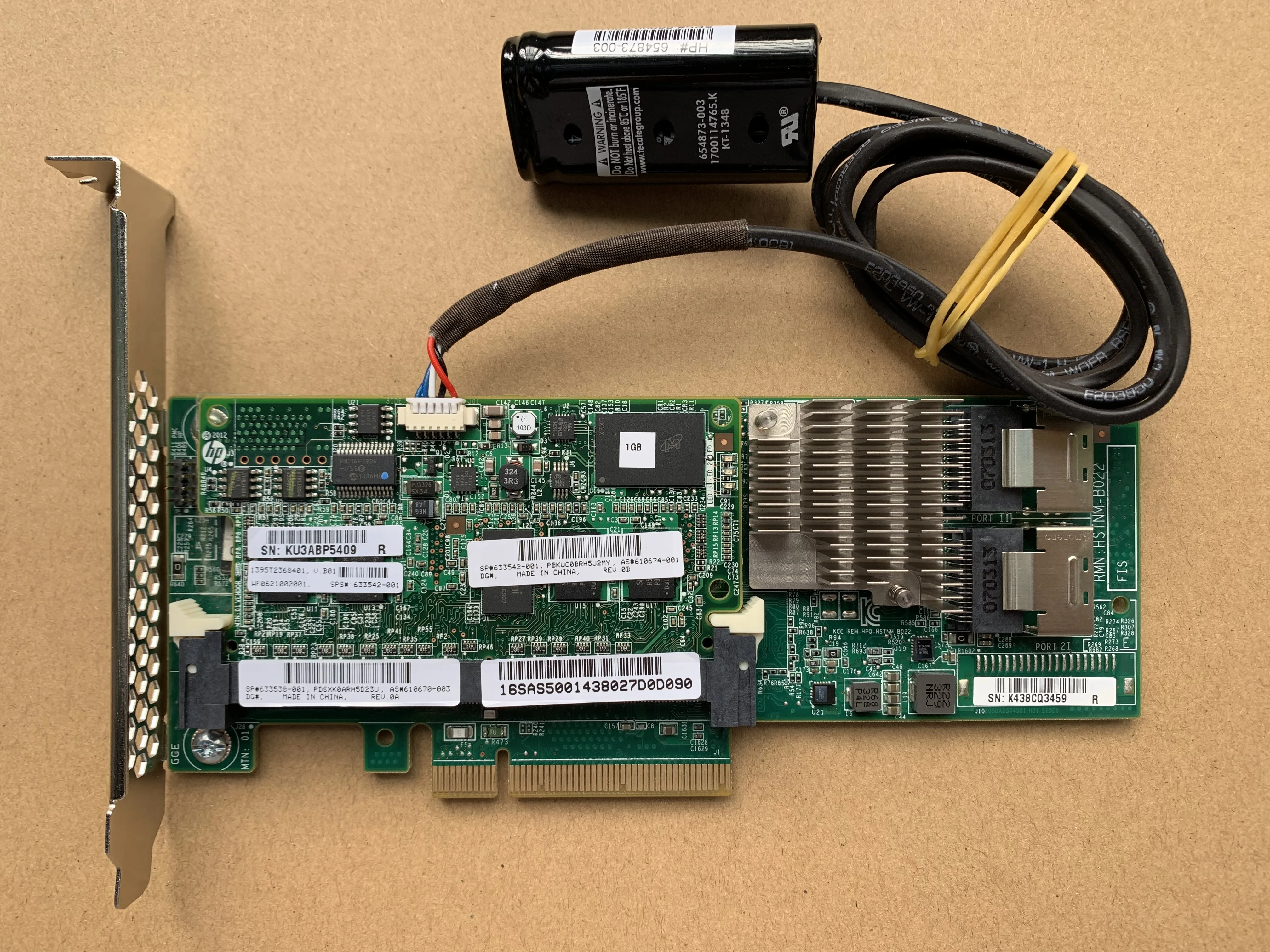 

Интеллектуальный массив P420 1 ГБ FBWC 6 ГБ 2 порта Int SAS контроллер + аккумулятор