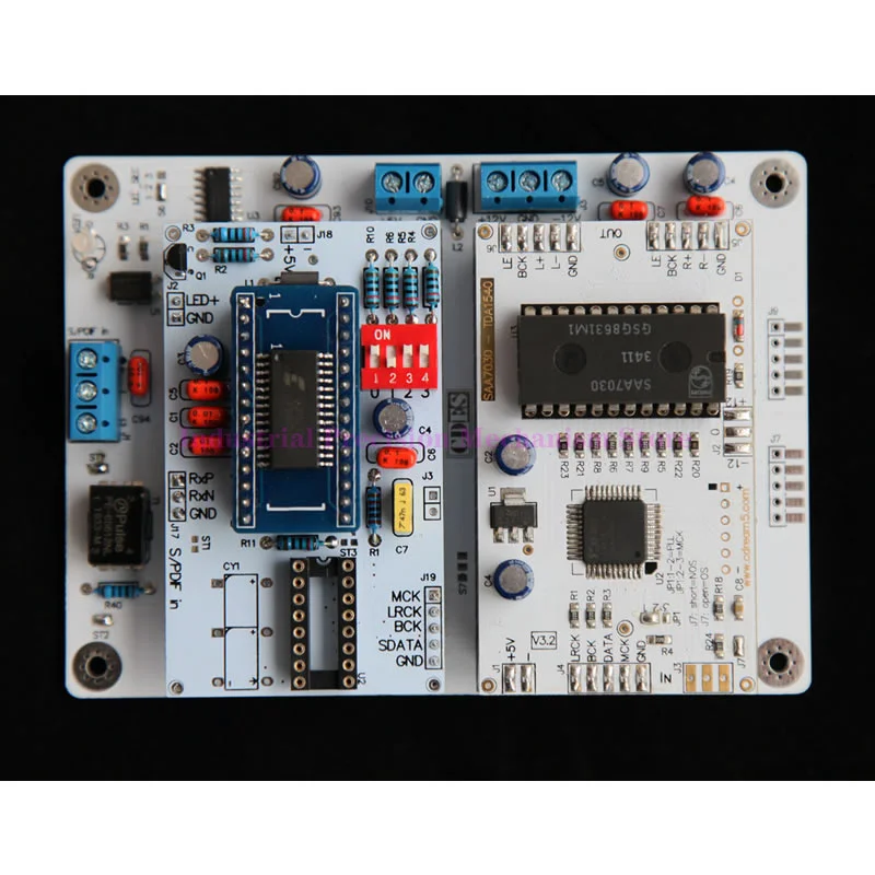 

TDA1540 driver board, with high-precision PLL circuit, digital output chip supporting 256fs output