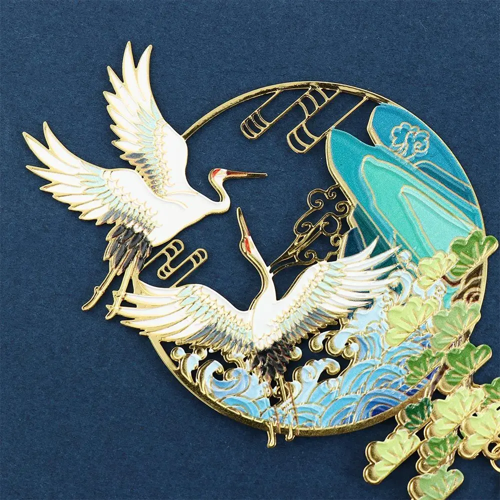 

Creative Retro Tassel Book Markers Cute Hollow Metal Pendant Bookmark Vintage Chinese Style Fringed Book Clip