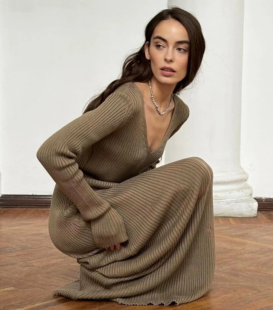 Elegant Womens Winter Knitted Midi Dress - V Neck A-line Long Sleeve Casual Vintage Brown