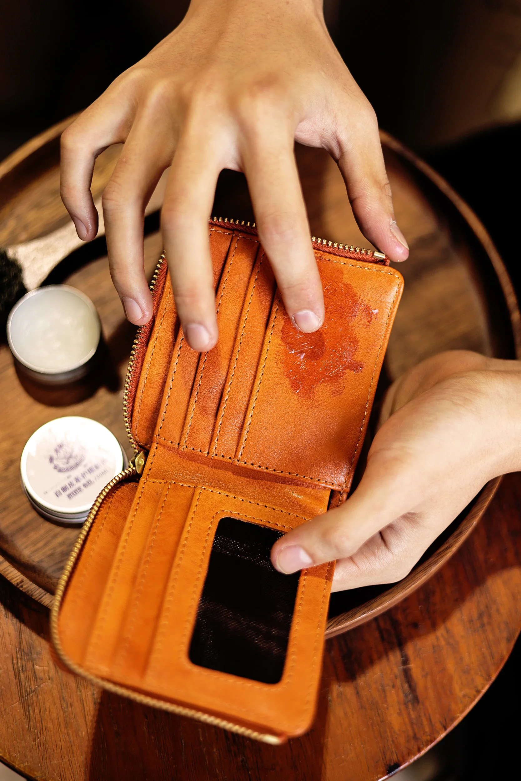 PNDME mode hochwertige pflanzlich gegerbte rindsleder männer kurze brieftasche vintage echtes leder ID kreditkarte halter geldbörse – Detail 7