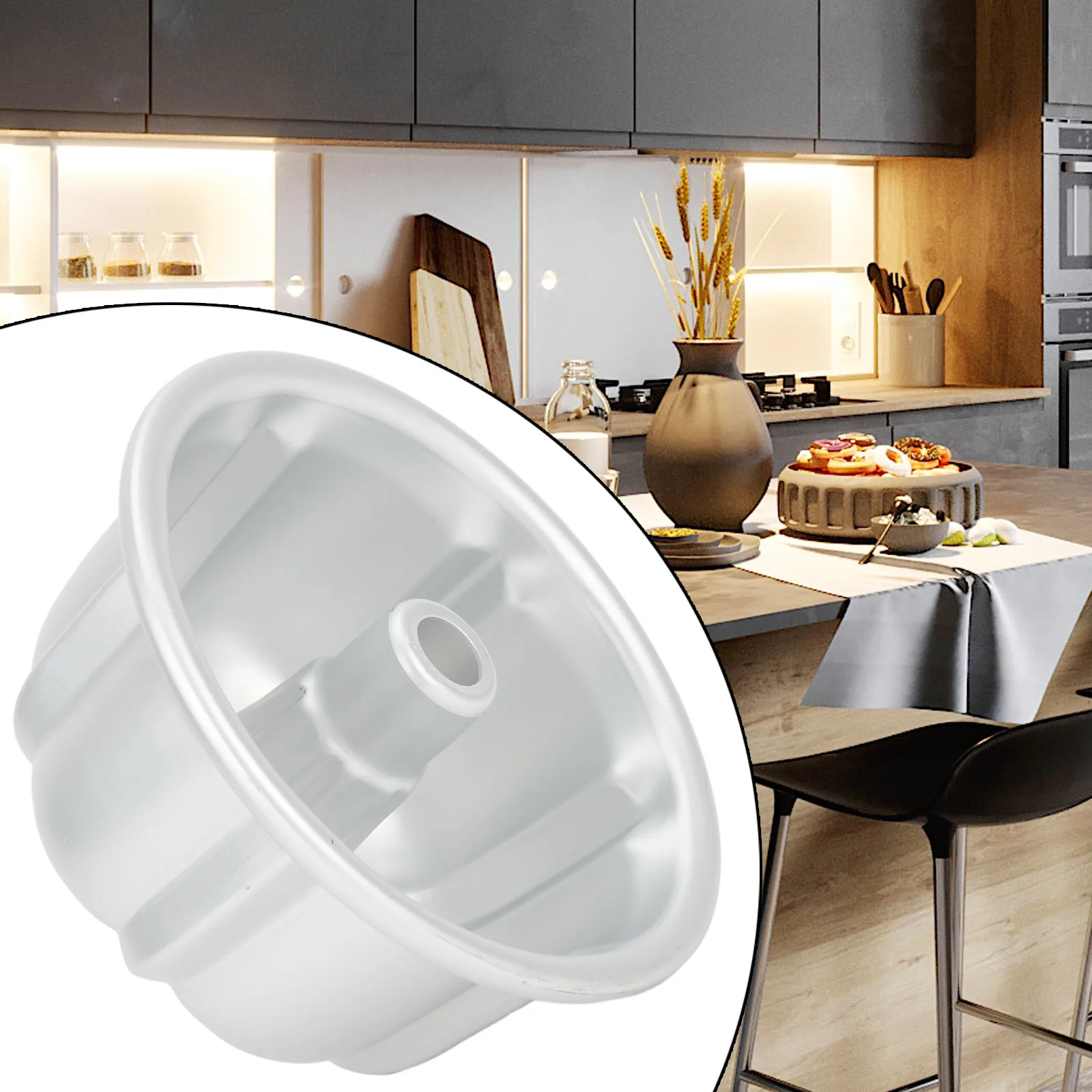 

1Pcs Hollow Non Stick Cake Mould Fluted Ring Cake Baking Mould Tools Tray Household Kitchen Bakeware