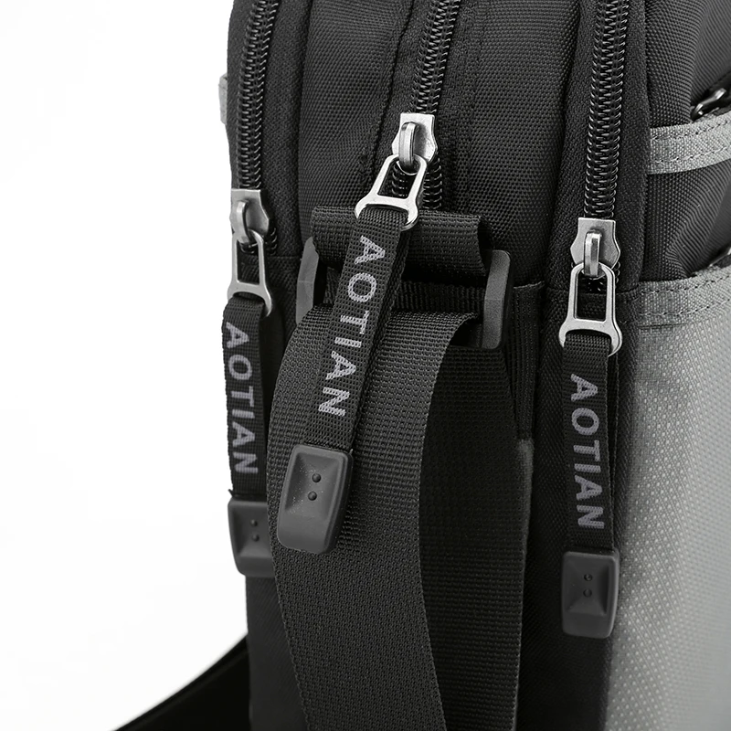 Free Ship Casual Light Men Shoulder Bag Multi-pocket Man Messenger Bag High Quality Fashion Portable Crossbody Bag Male Handbags